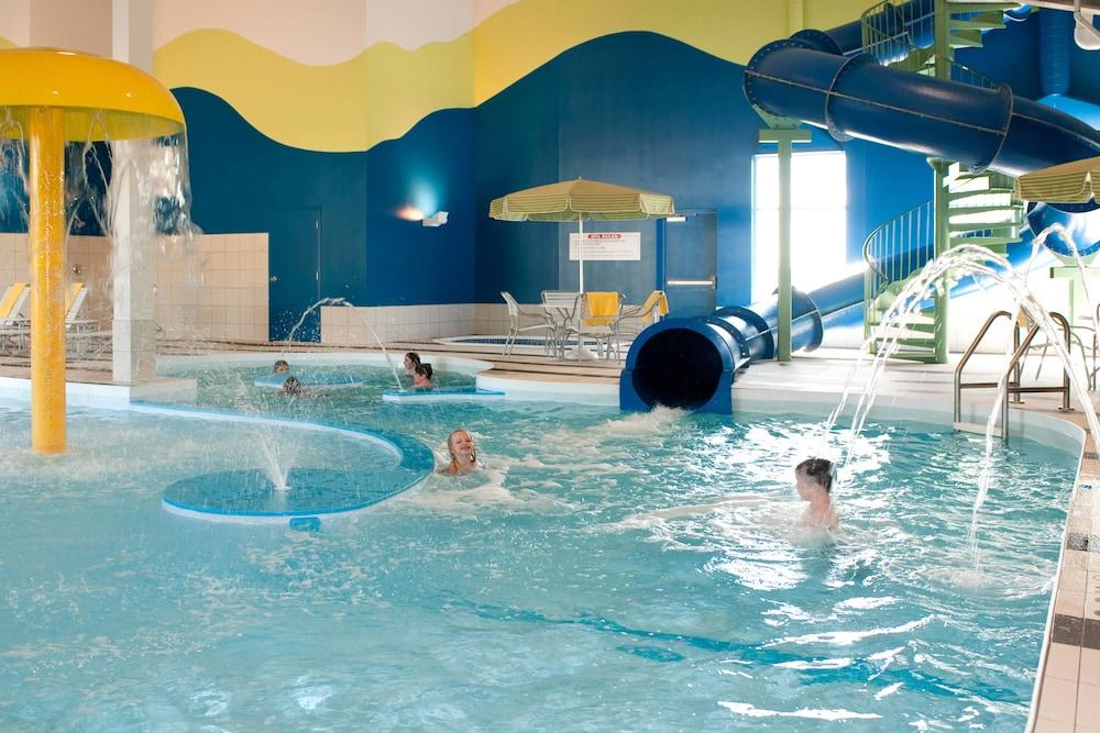 Residence Inn by Marriott Winnipeg - Pool