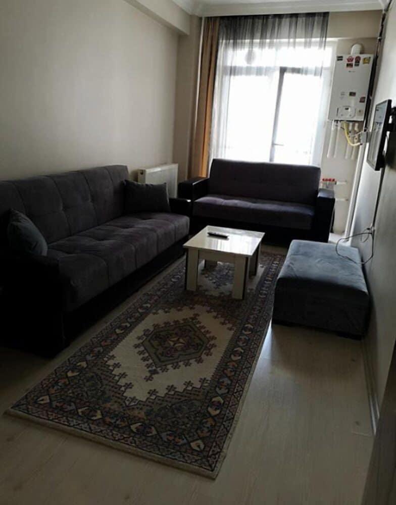 Ayyildiz Suit Yenibaglar - Living Room