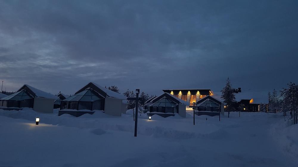 Santa's Igloos Arctic Circle - Property Grounds