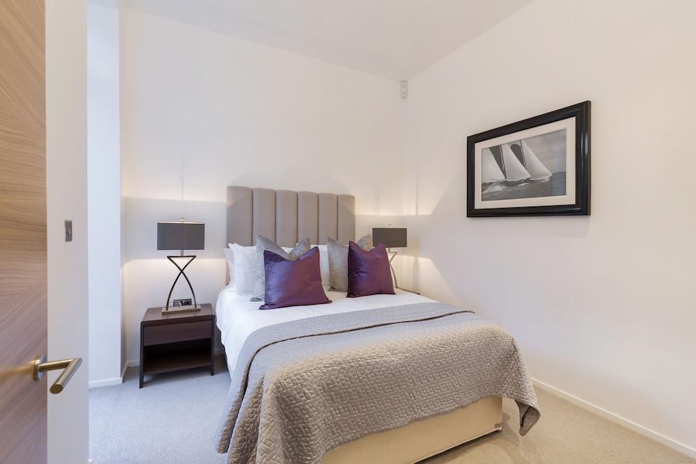 Oxford Circus Penthouses - Room