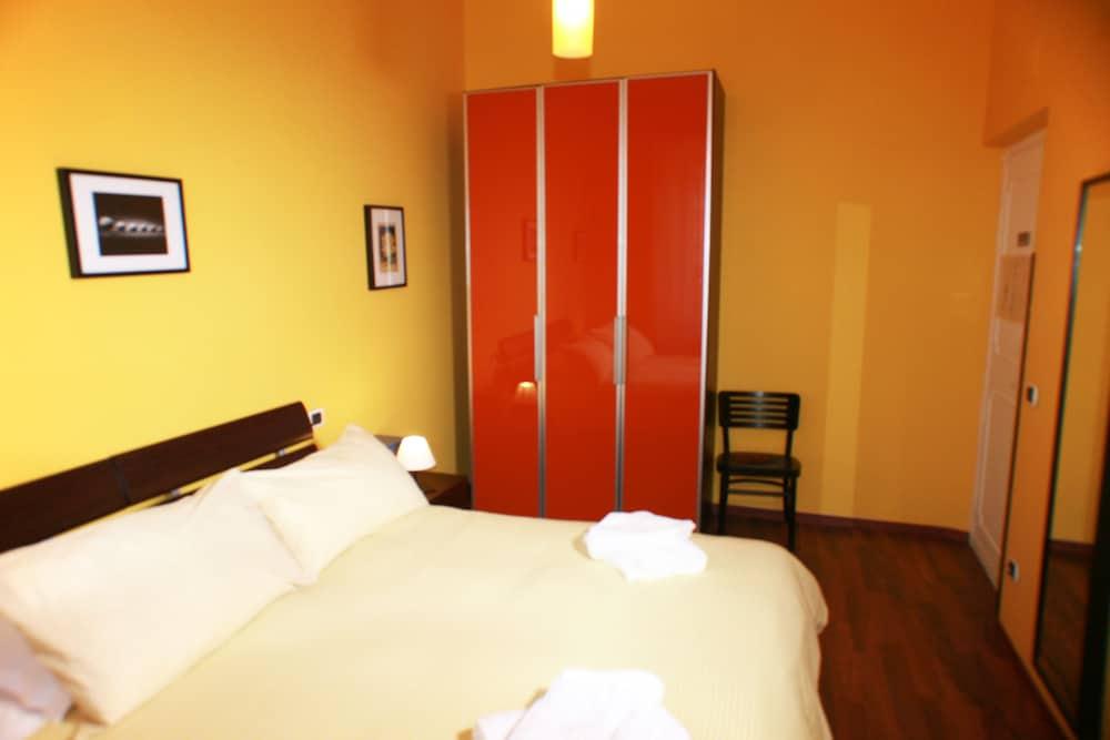 Macao Rooms - Room