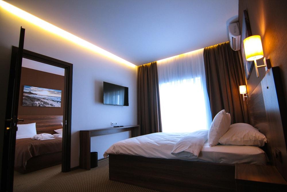 Sky Inn Hotel Batumi - Room