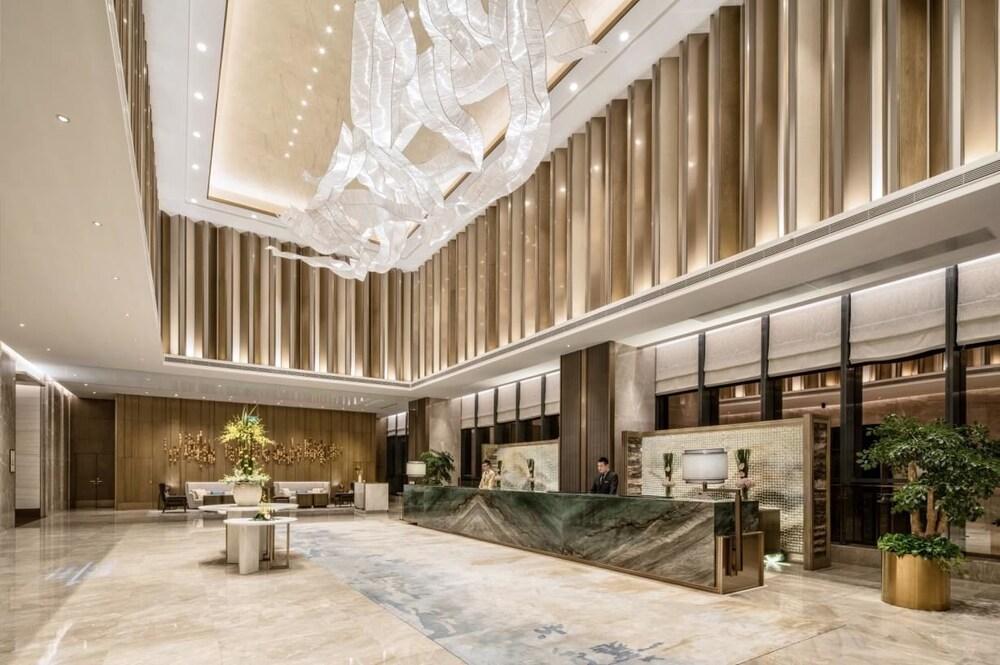 Golden Eagle Summit Hotel Kunshan - Reception