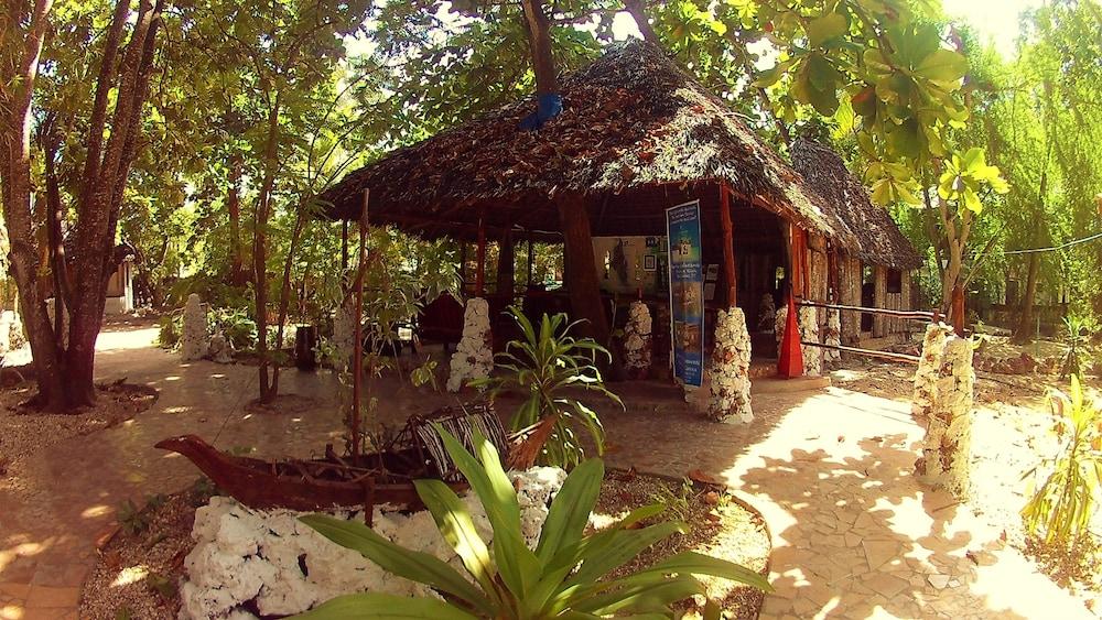 Waikiki Zanzibar Resort - Check-in/Check-out Kiosk