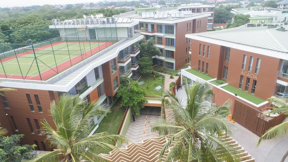 Accra Luxury Apartments Cantonments - Property Grounds