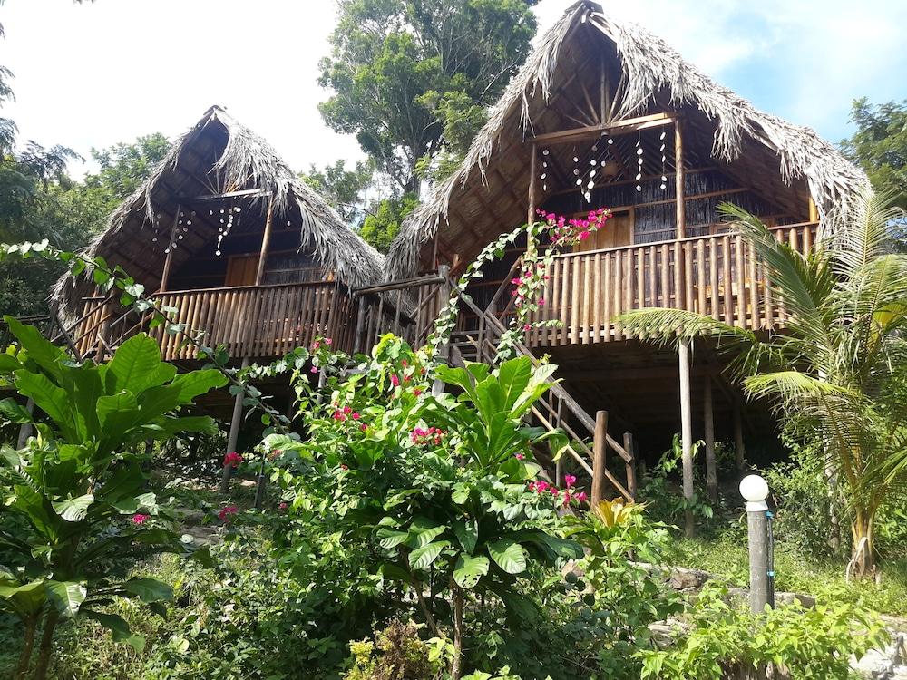 Island Palace Bungalows Resort - Featured Image