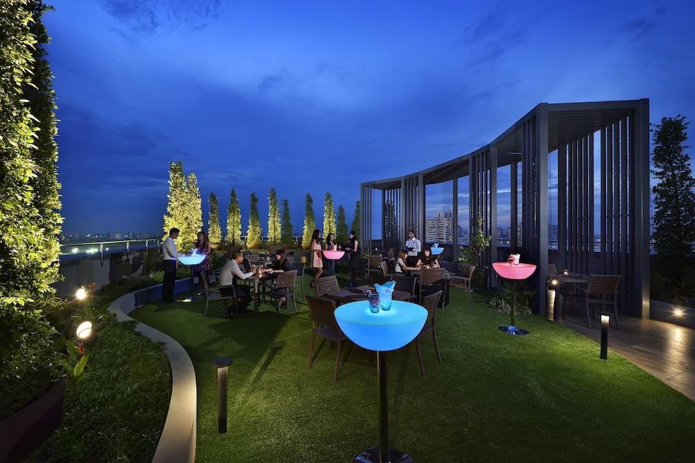 Resorts World Sentosa - Genting Hotel Jurong - Interior