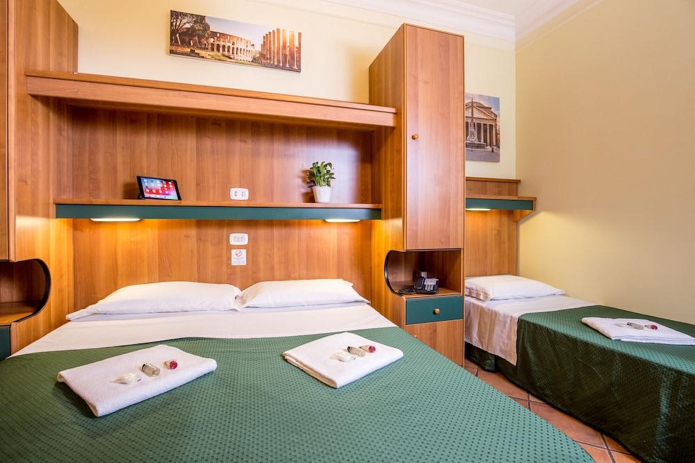 Hotel Trastevere - Room