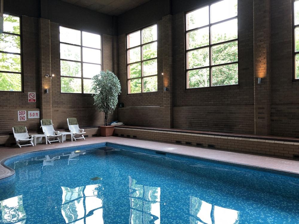 The Arden Hotel & Leisure Club - Indoor Pool
