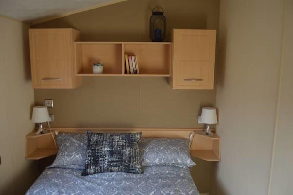 Luxury 3 Bed Caravan Lakes - Haven Site - Room