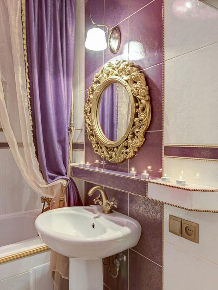 Flatsis Apartment Kuznechnaya 32 - Bathroom