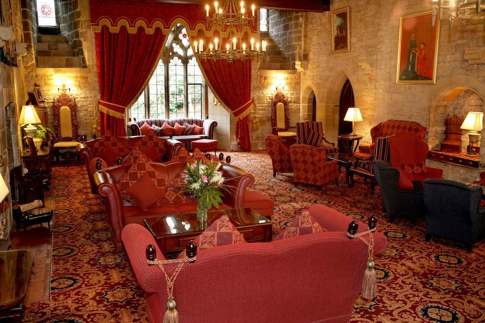 Langley Castle Hotel - Lobby Sitting Area