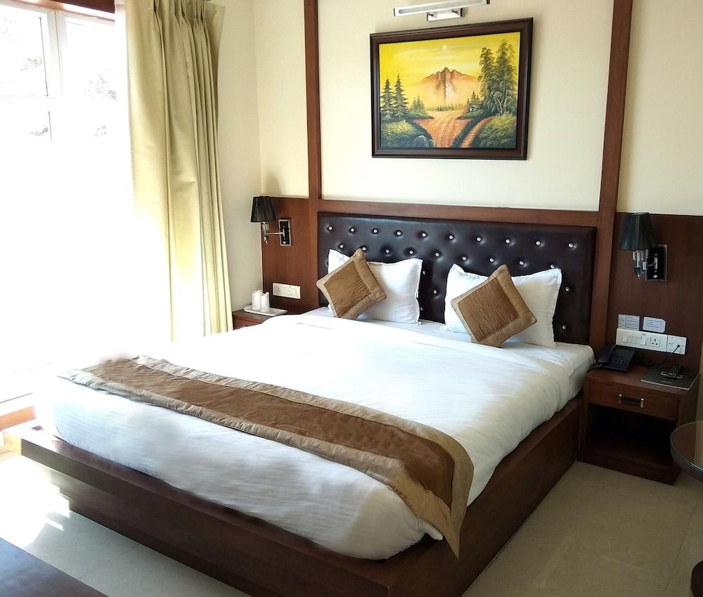TAG Resorts Lavanya Bhimtal - Room