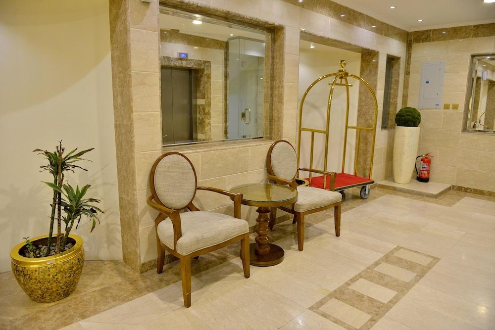 Mergab Tower Hotel Apartments - Lobby