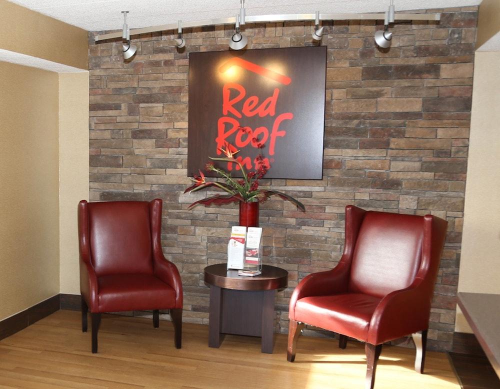 Red Roof Inn Enfield - Lobby