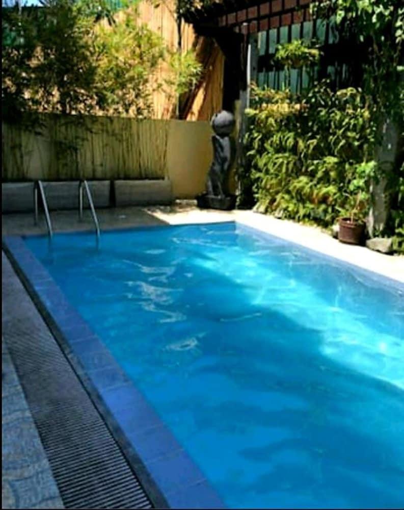 Marella Suites Campville Alabang - Outdoor Pool