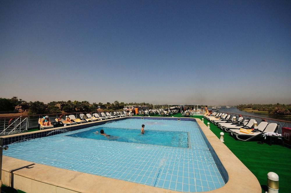 MS Royal Ruby Nile Cruise, from Luxor or Aswan (Mon-Fri, Fri-Mon) - Rooftop Pool