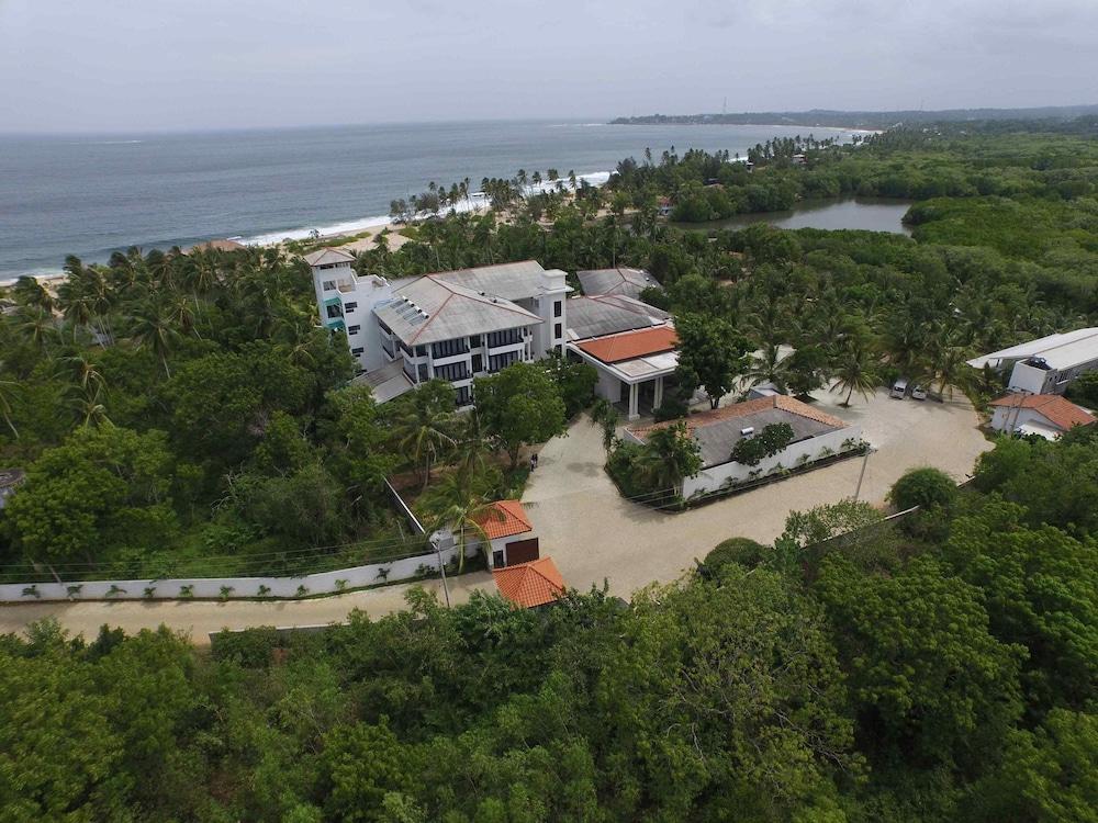 Lagoon Paradise Beach Resort - Aerial View
