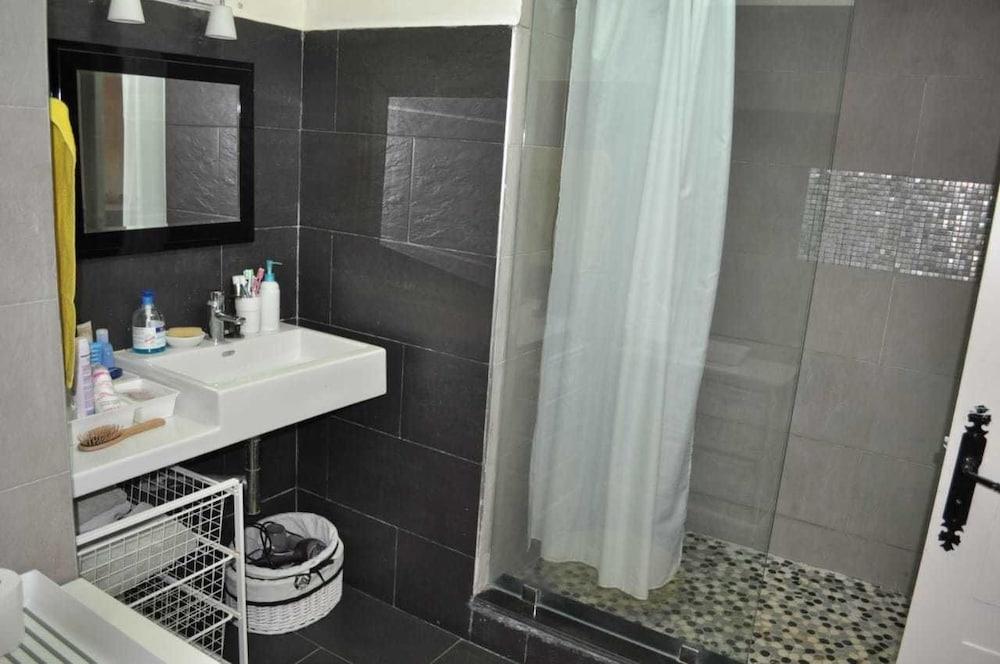 شقة ديلوكس رويال جولف الجديدة - Bathroom