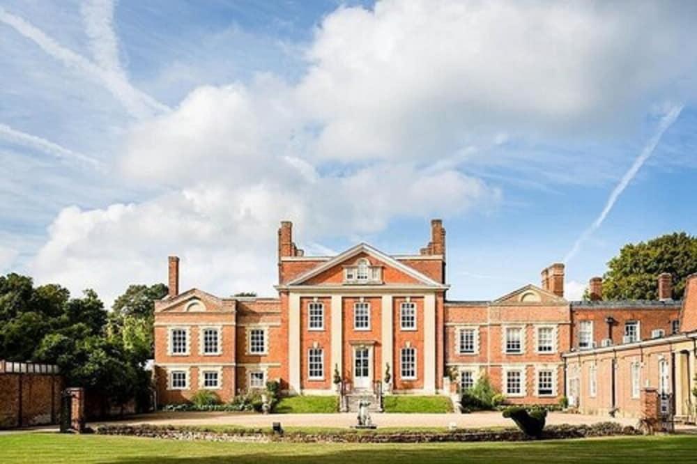 Warbrook House Heritage Hotel - Featured Image