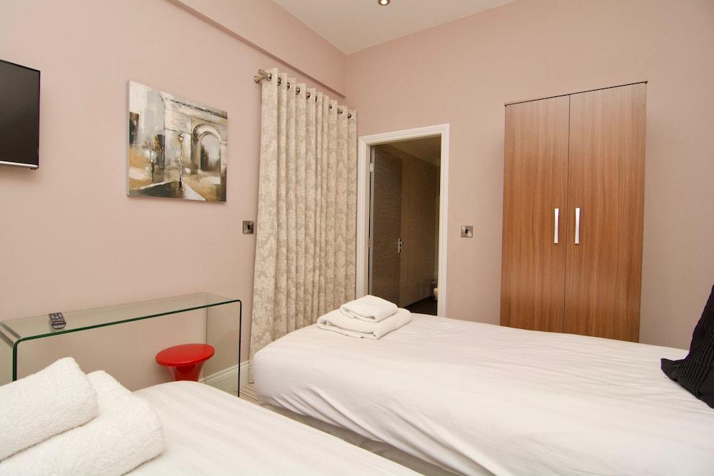 Harrogate Lifestyle Luxury Serviced ApartHotel - Room