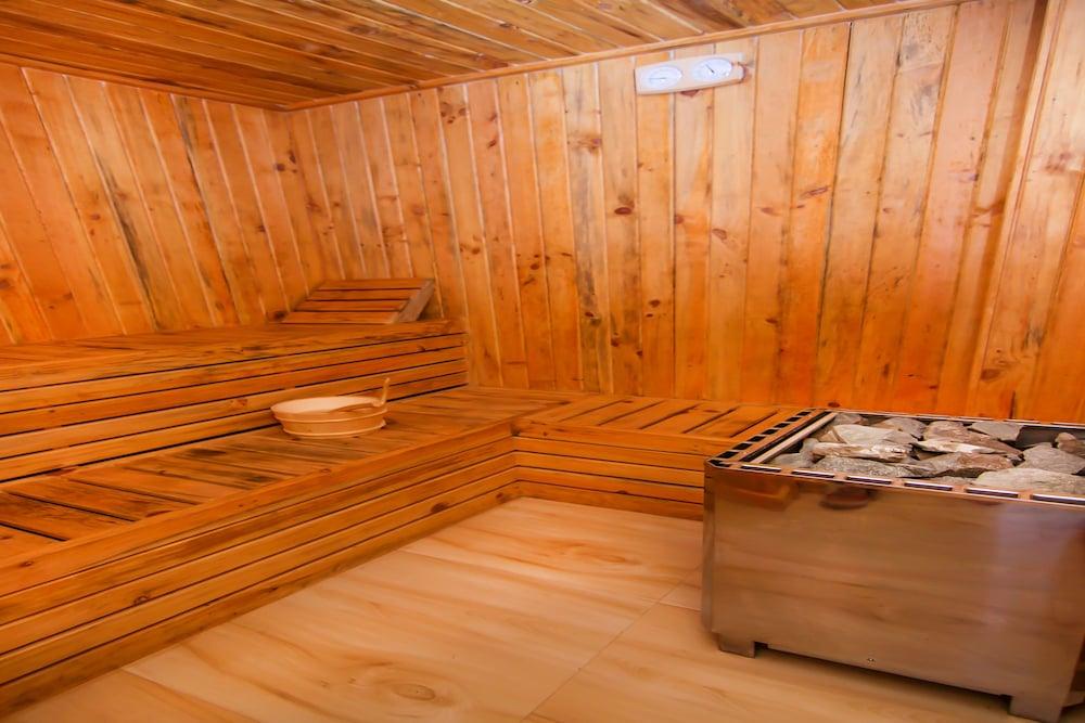 Kuti Resort and Spa - Sauna