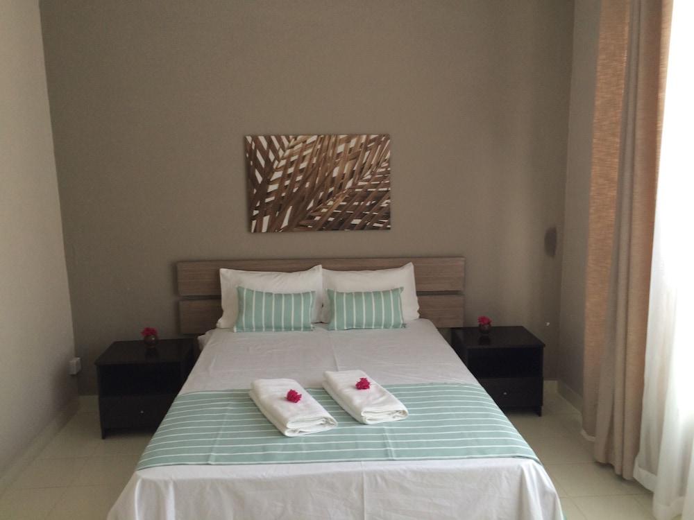 Seaview Holiday Apartments - Room