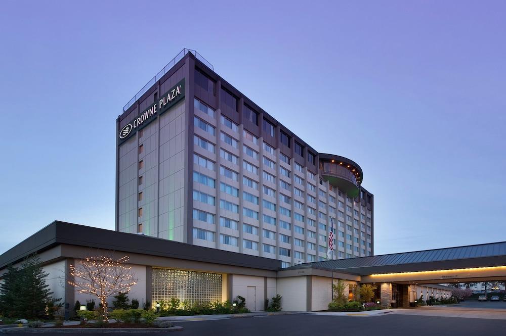 Crowne Plaza Seattle Airport, an IHG Hotel - Featured Image