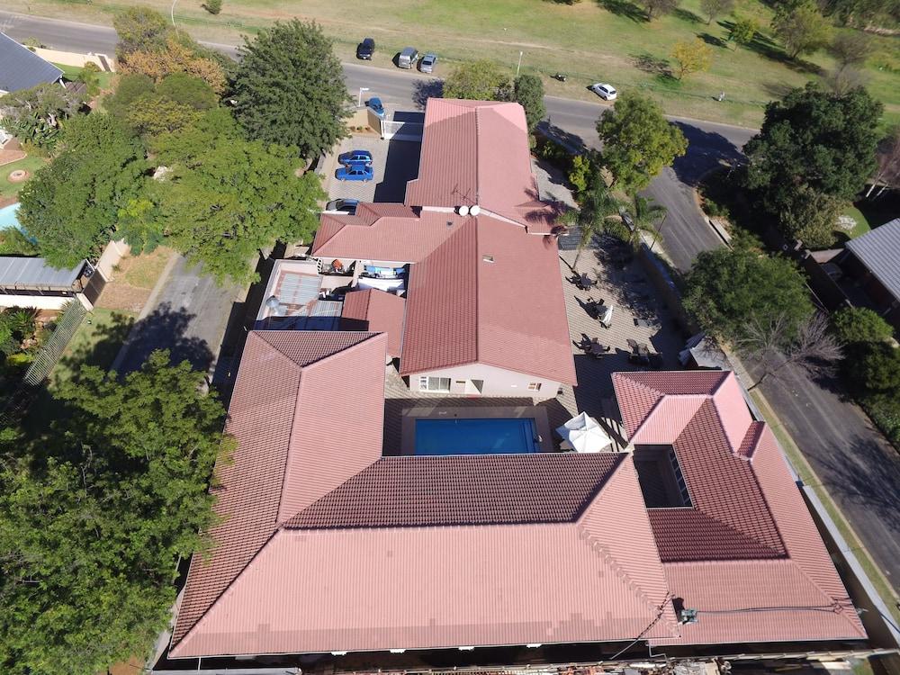 Lakeview Boutique Hotel & Conference Center - Aerial View