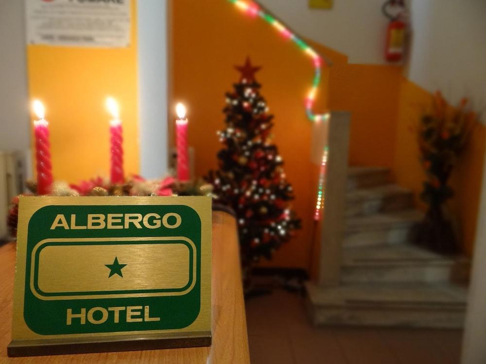Hotel Amendola Fiera - Featured Image