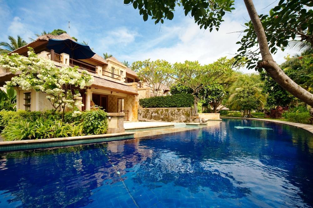 Pool Villa Merumatta Senggigi - Featured Image