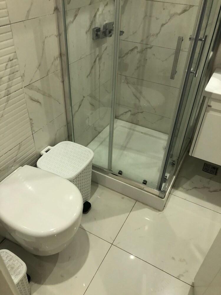 Bursa - Bathroom