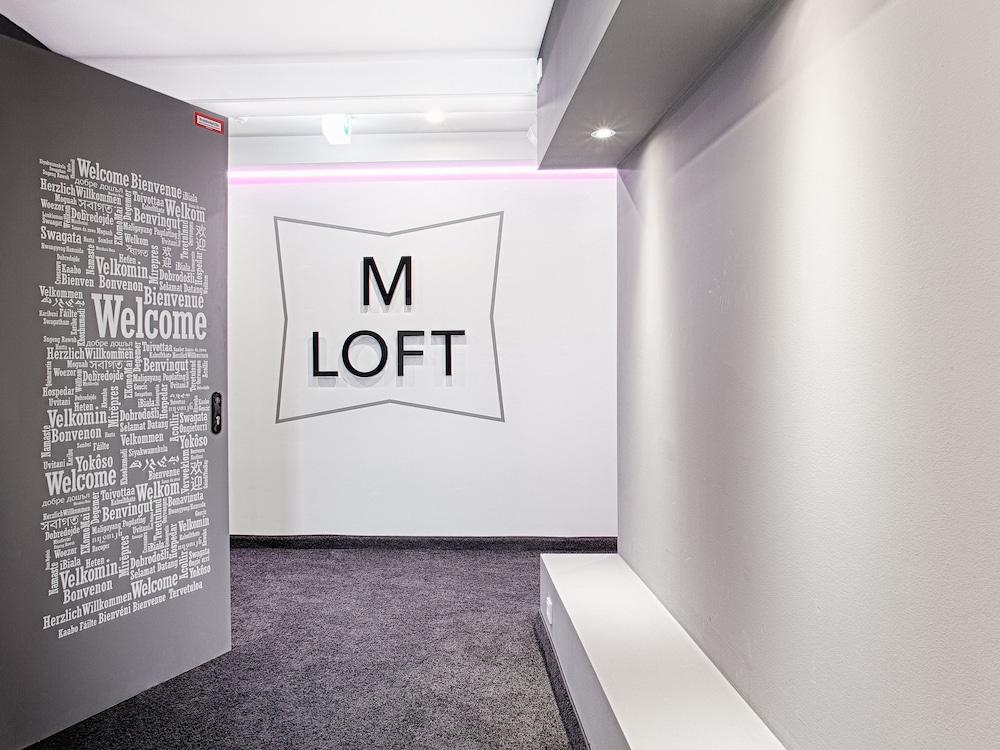 MLOFT Apartments München - Lobby Lounge