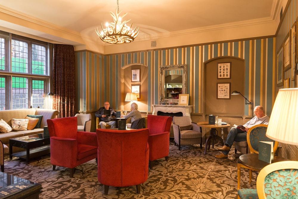 The Crown Manor House Hotel - Lobby Lounge