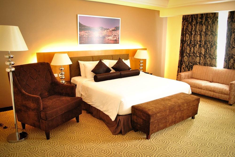 Hotel Elizabeth Cebu - Room