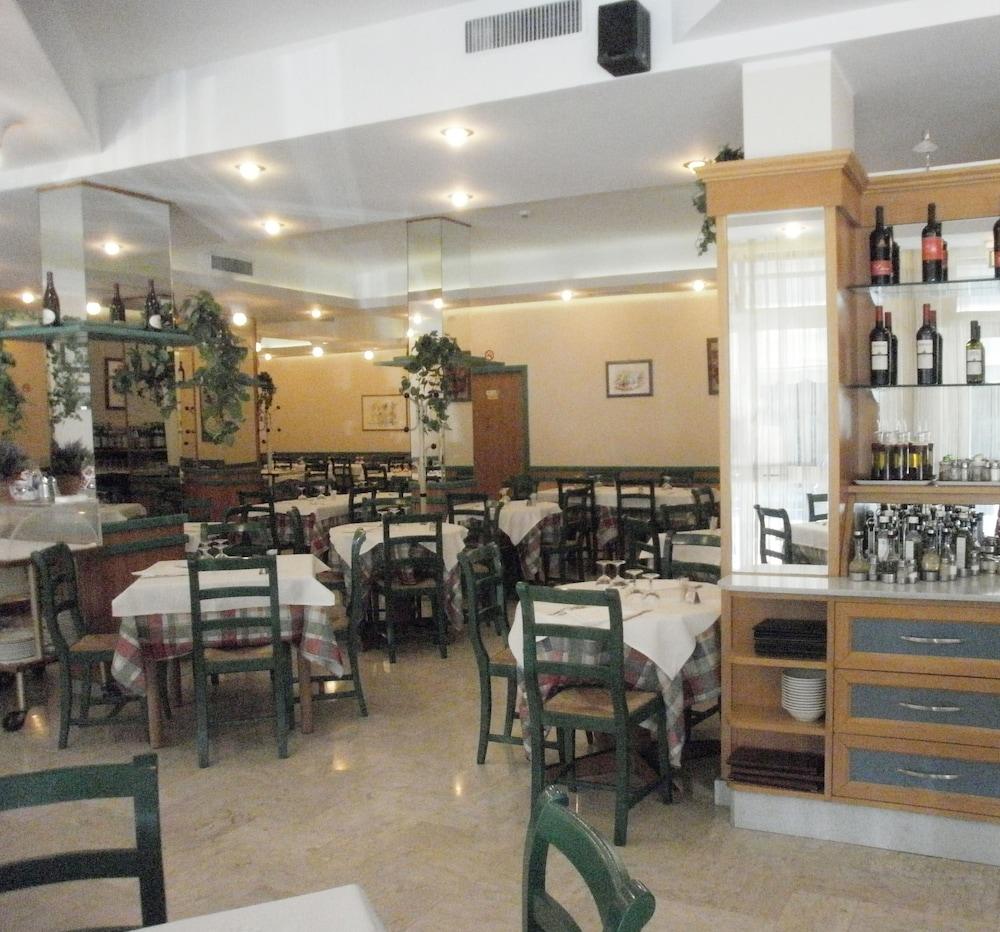 هوتل مانزوني - Restaurant