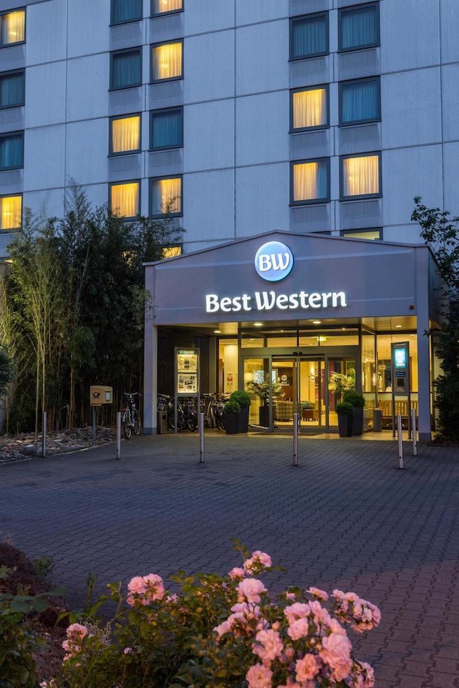 Best Western Macrander Hotel Frankfurt/Kaiserlei - Exterior