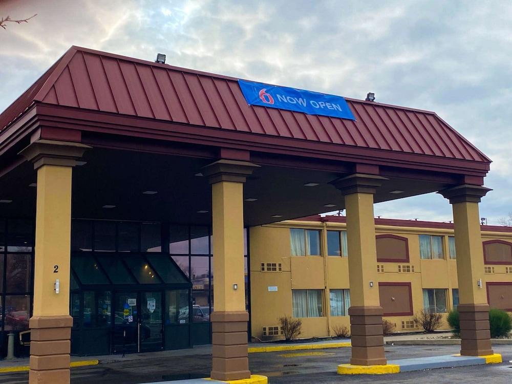 Motel 6 Rochester, NY - Airport - Featured Image