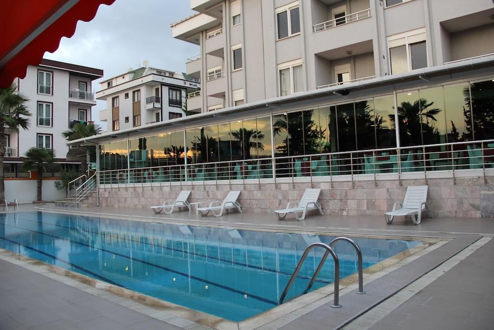 Ata Hotel Kumburgaz - Pool