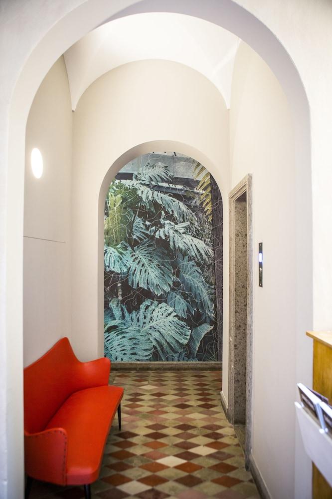 G-Rough, Rome, a Member of Design Hotels - Lobby