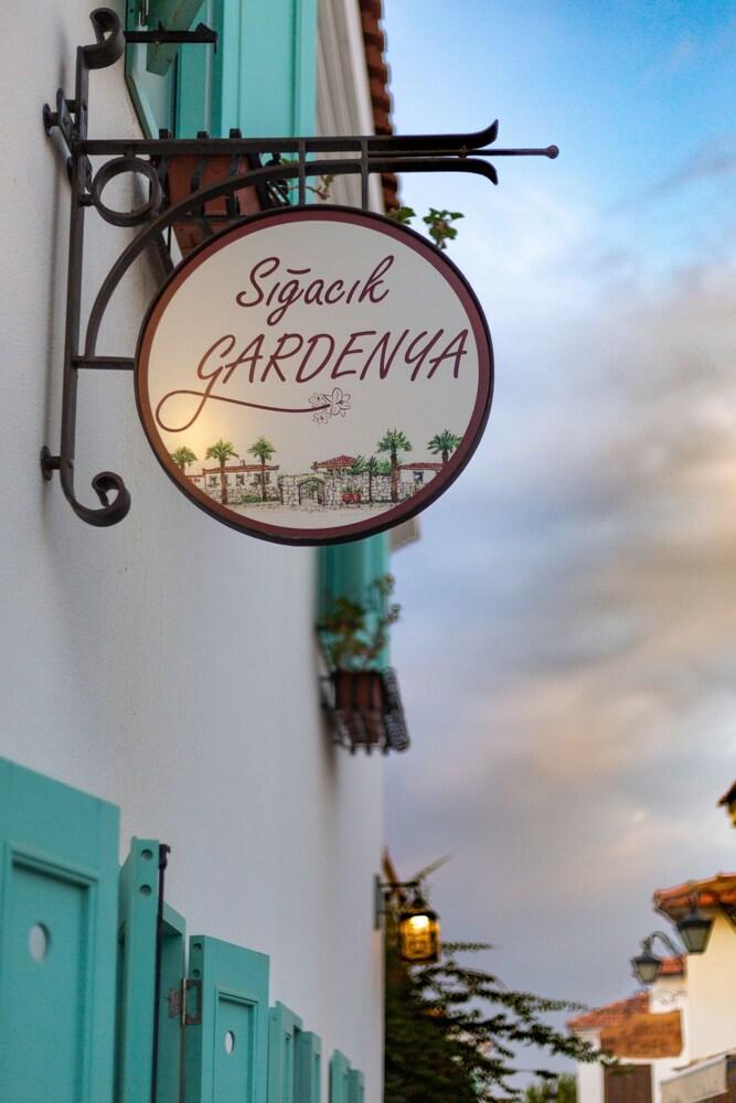 Sigacik Gardenya Boutique Hotel - Featured Image
