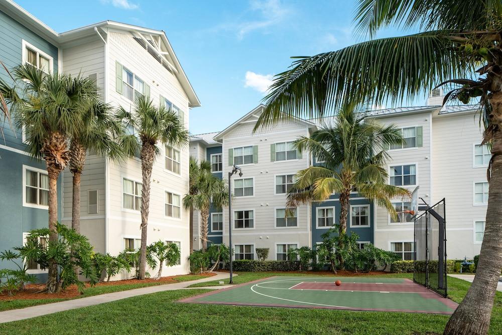 Residence Inn by Marriott Cape Canaveral Cocoa Beach - Basketball Court