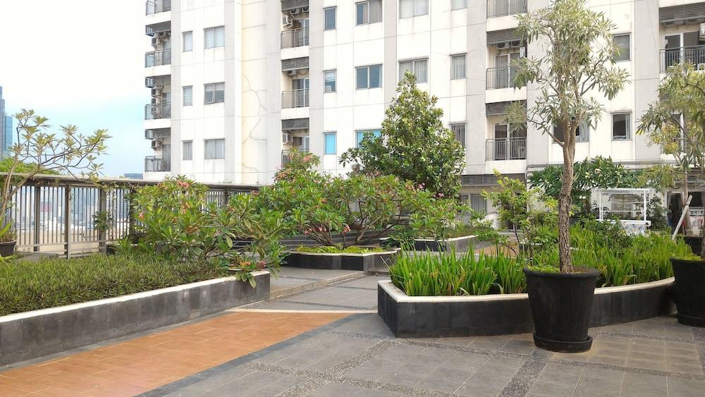 The Condotel at Jakarta Residence - Property Grounds