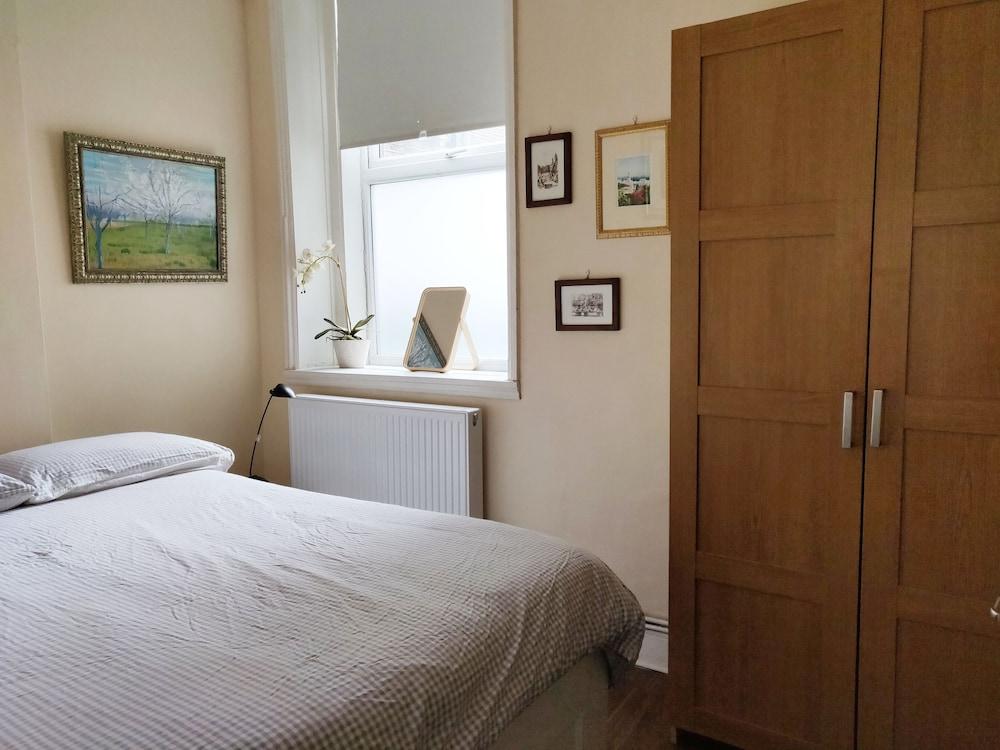 Comfortable Apartment in Central London - Room
