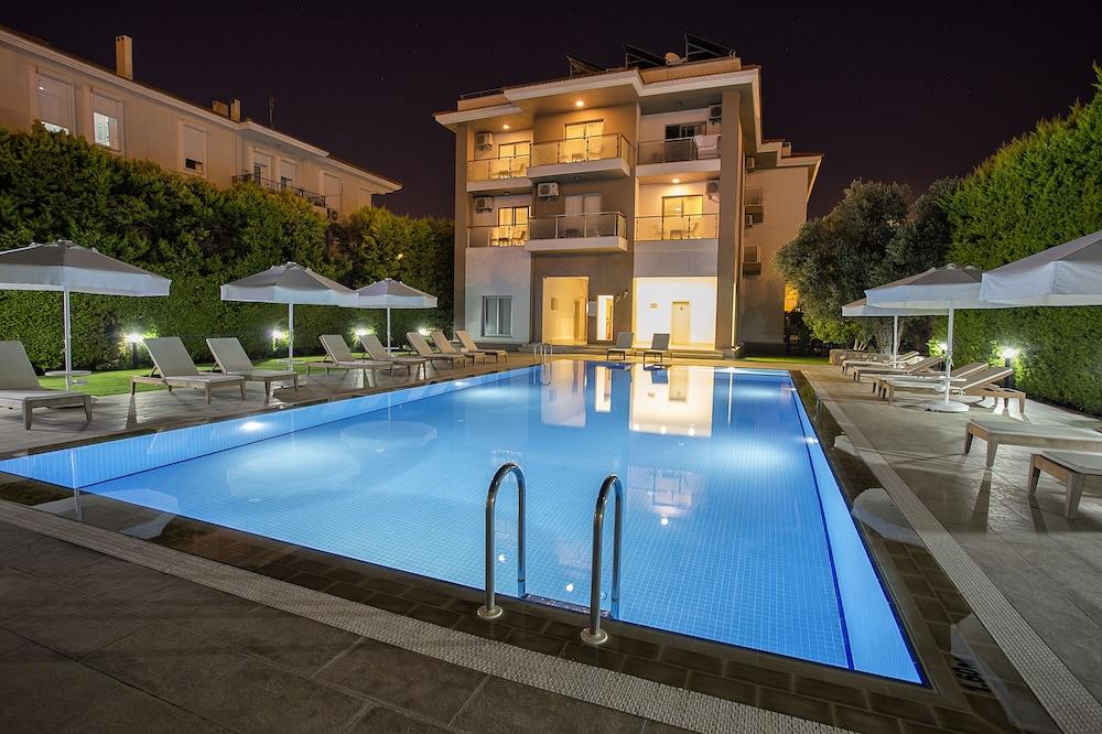 Cilek Marina Hotel - Pool
