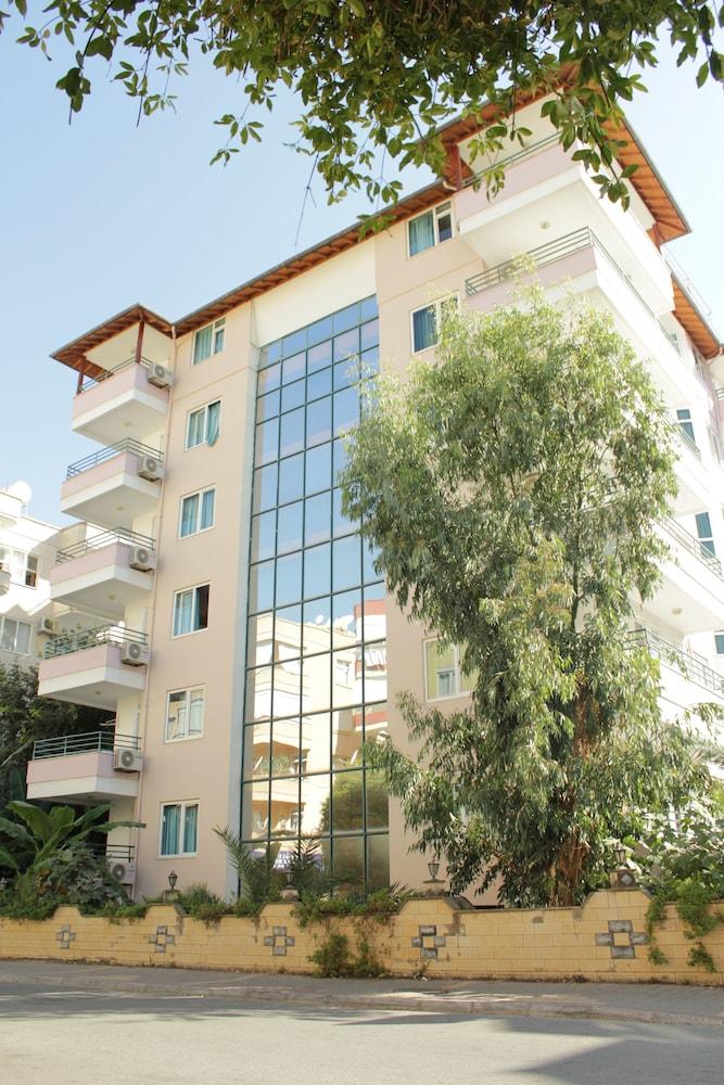Babaoglu Apart Hotel - Featured Image