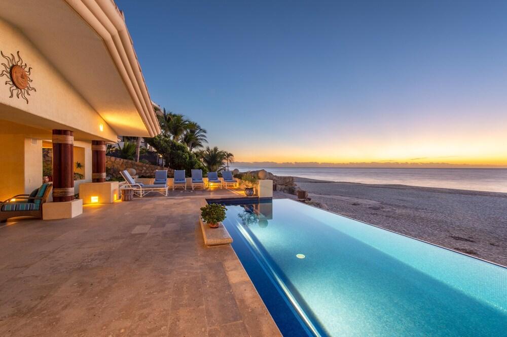 6 Bedroom Beachfront From $1600 per Night: Villa de la Playa - Featured Image