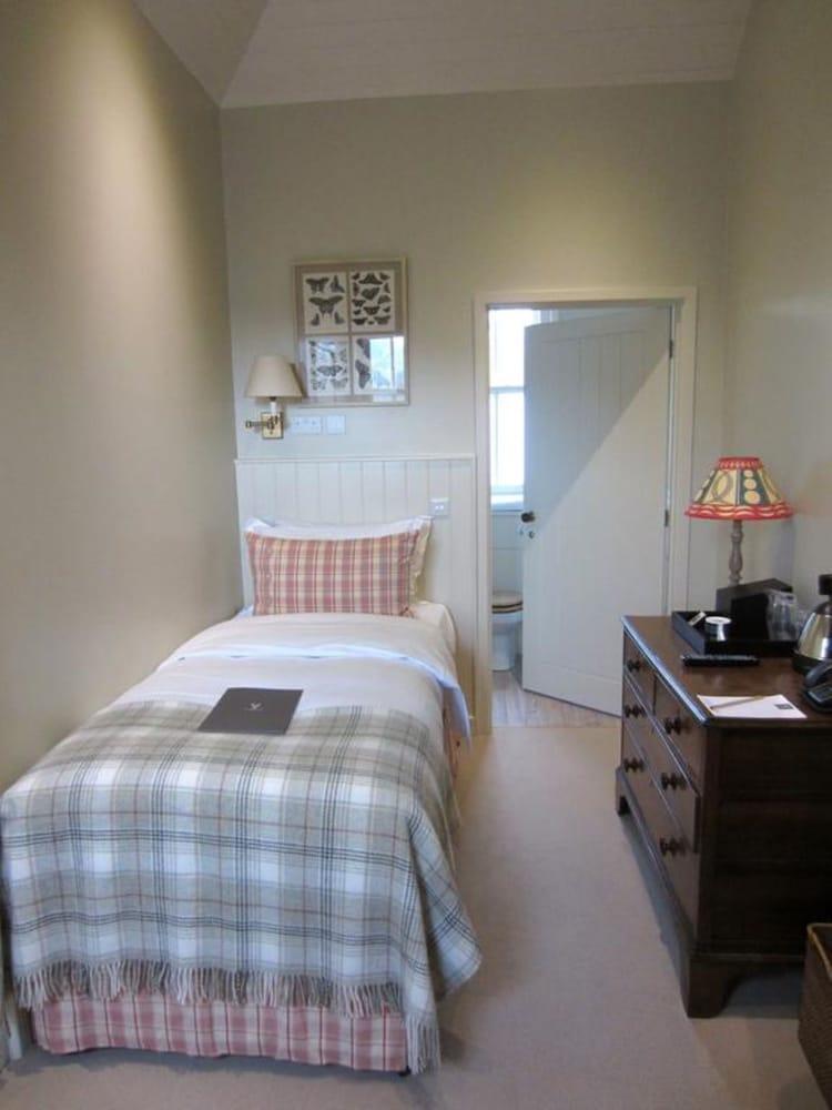 Loch Lomond Arms Hotel - Room