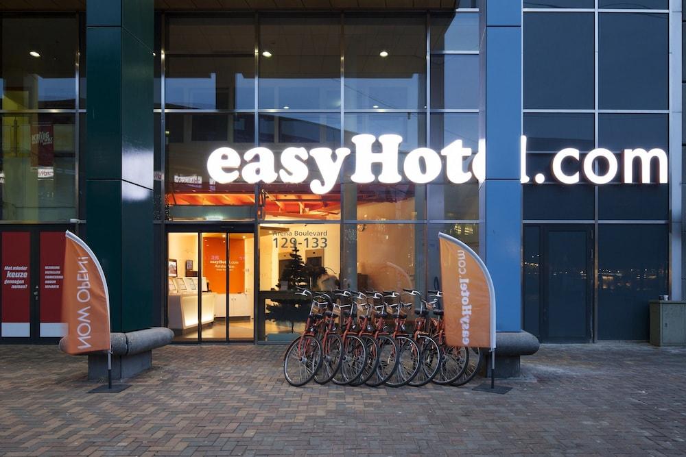 easyHotel Amsterdam Arena Boulevard - Featured Image