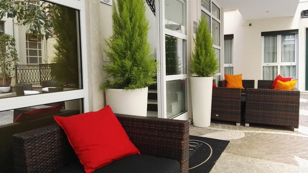 Morin 10 Rome Exclusive Suites - Terrace/Patio